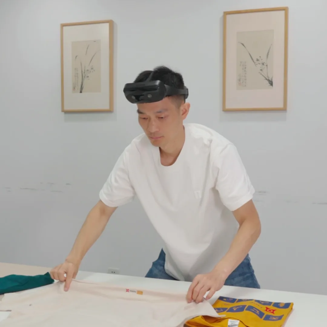 佩戴 TOBI E6 进行采集